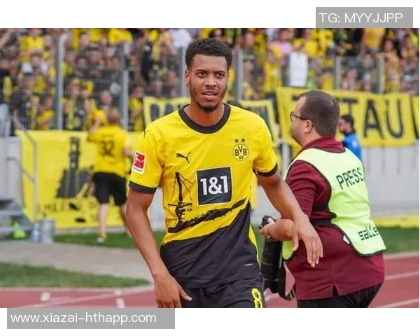 多特蒙德祝恩梅查25岁生日快乐79场比赛贡献10球6助攻